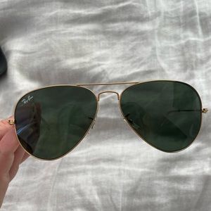 Ray Ban Gold/Black Aviators